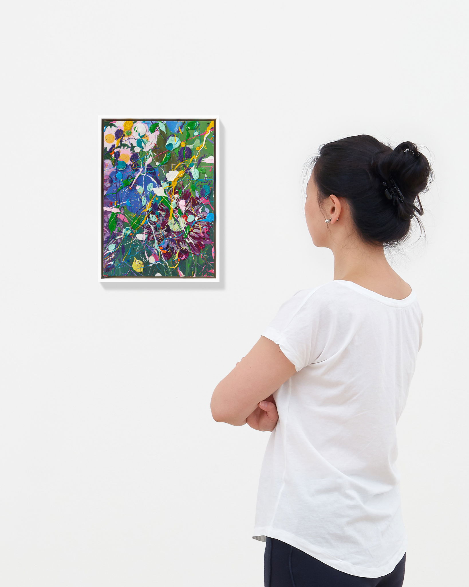 Seductive Hidden Garden scale image