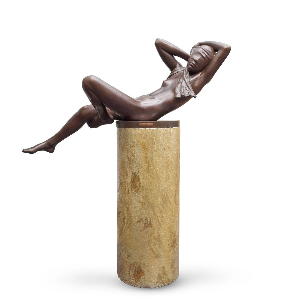 Le Voile by Ralph Brown sold for $32,400. Image courtesy of Bonhams