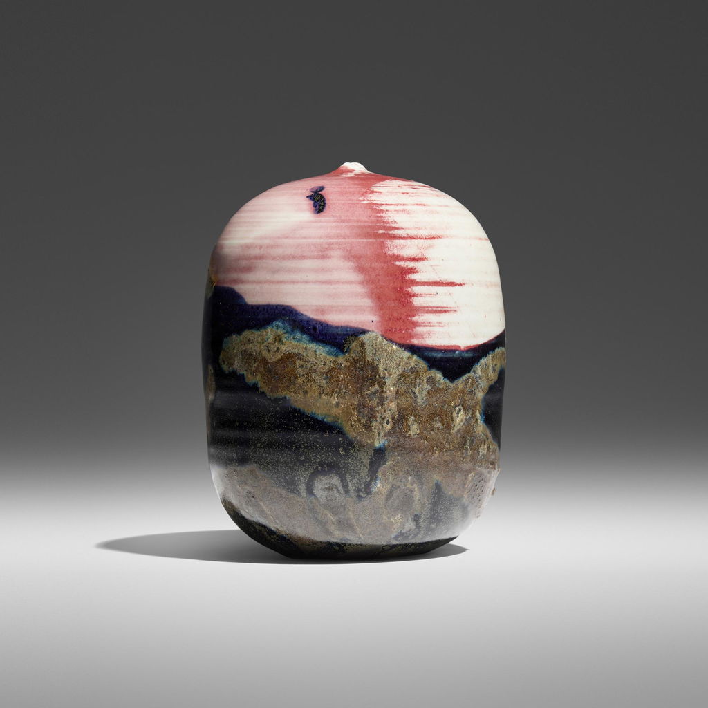 Closed Form by Toshiko Takaezu sold for $17,800. Image courtesy of Rago Arts & Auction Center