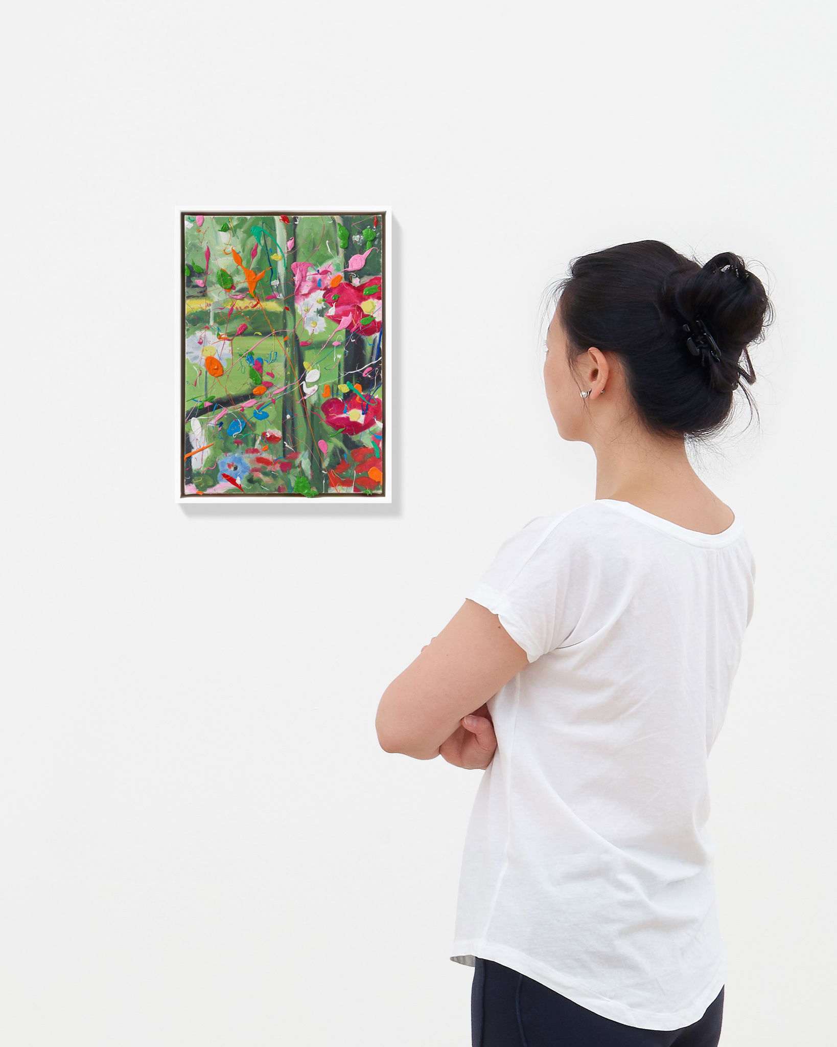 Secluded Hidden Garden scale image