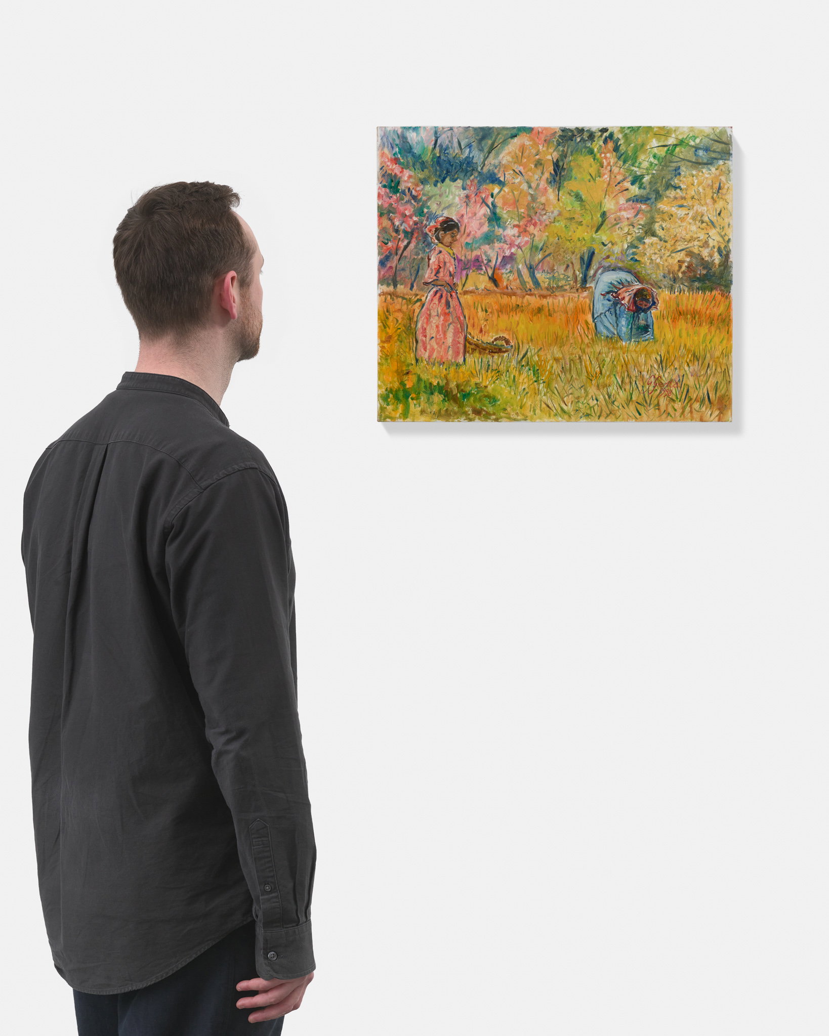 8 scale image