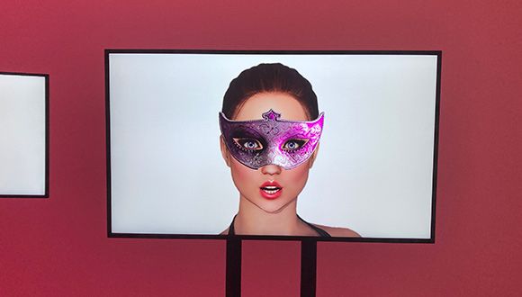 Mirrors and Plexiglass: Recent Exhibitions in Dallas and Fort Worth