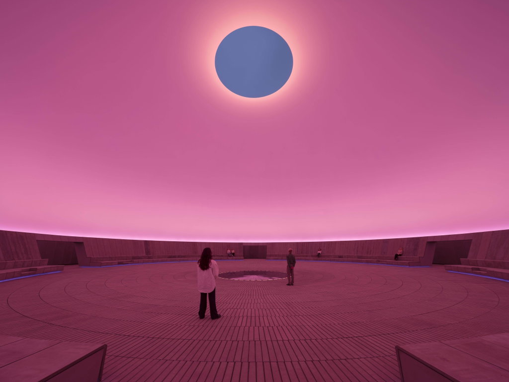 Photo: Florian Holzherr © ARoS. Sunrise in As Seen Below