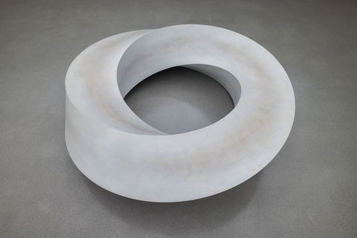 PRESENTATION:Koo Jeong A-Land Of Ousss [ Gravitta ]