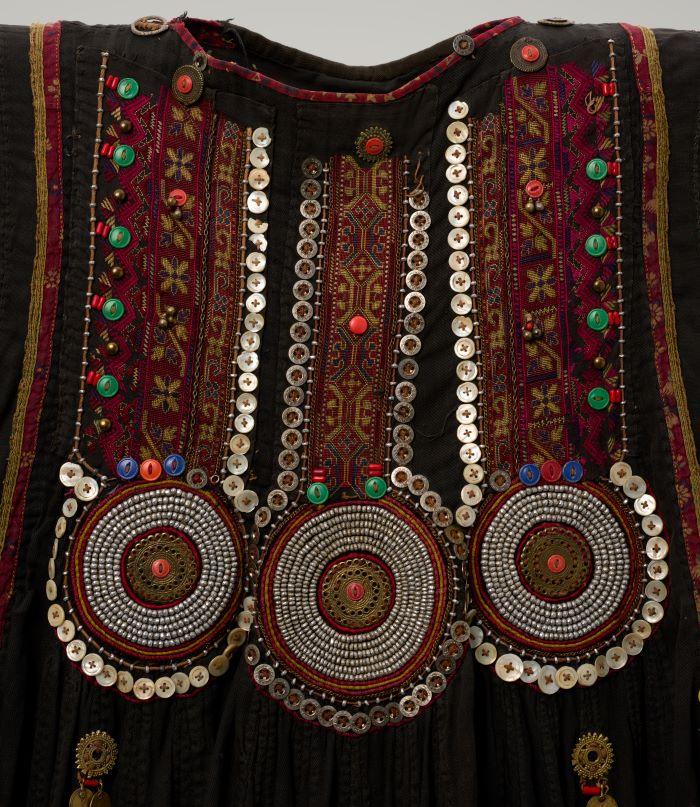 Indus Kohistani Jatho Ceremonial Dress. The Art Institute of Chicago.