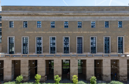 Joseph Kosuth Lights Up Milan Museum