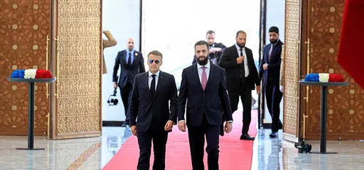 France returns 23 Syrian artifacts after 15 years as Macron visits Damascus