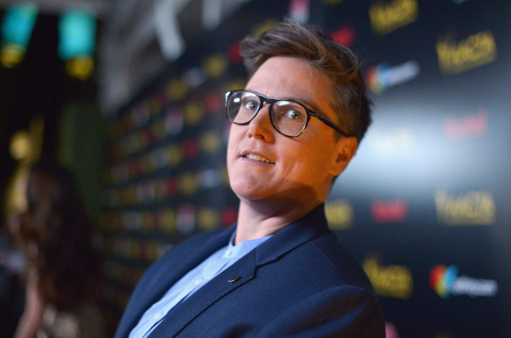 Hannah Gadsby Addresses Sackler Ties to Brooklyn Art Show: Every Billionaire Is ‘F*cked Up’