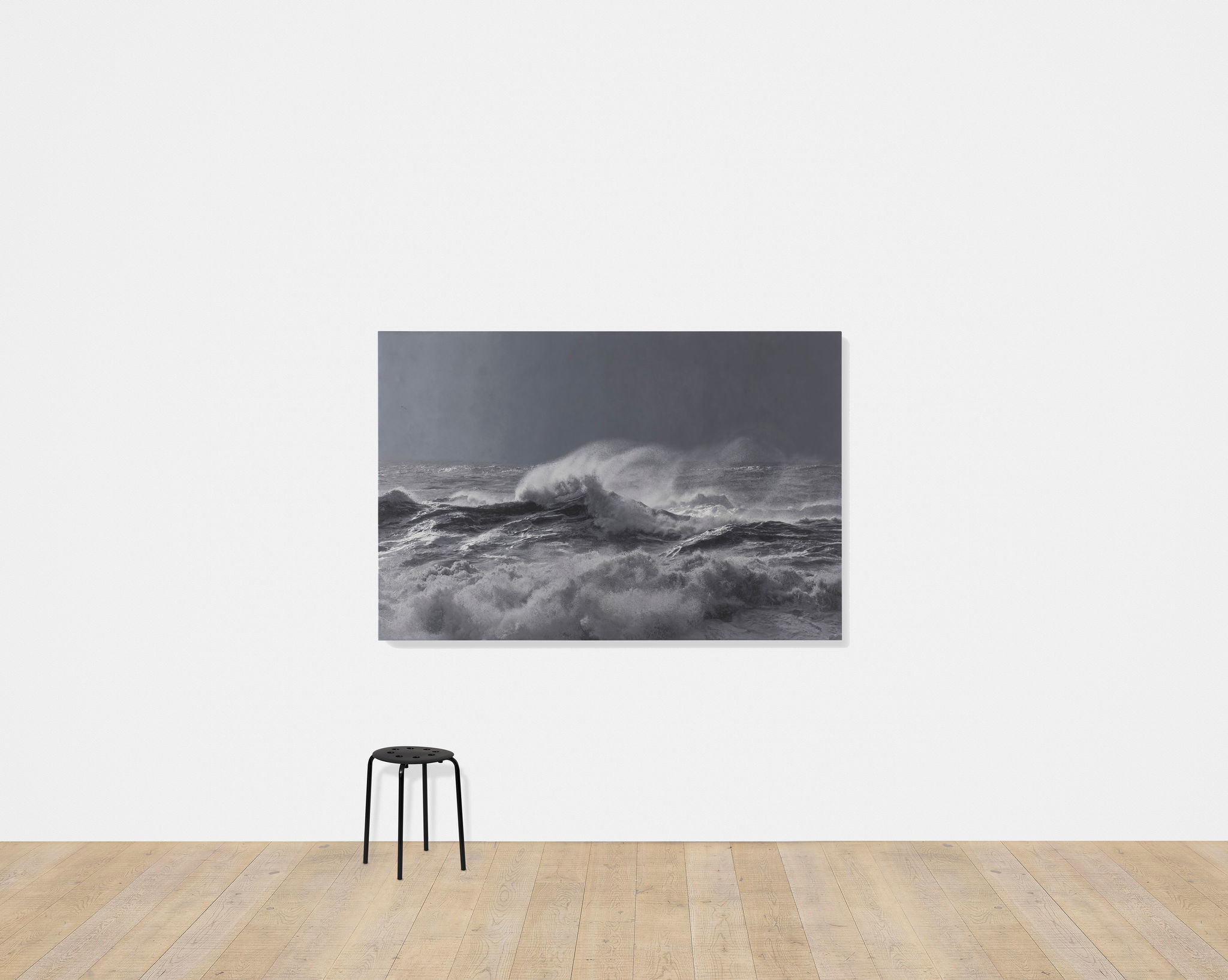 Undulating scale image