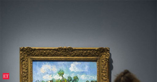 Psychology explains why you can't spend more than 30 seconds looking at artwork in museum