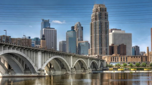 An ‘Amateur Artist’ Is Charged With Stealing $80,000 Worth of Art From a Minneapolis Painter’s Studio