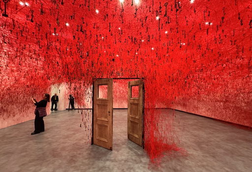 Chiharu Shiota Art Is The Thread Hayward Gallery – Nico Kos Earle