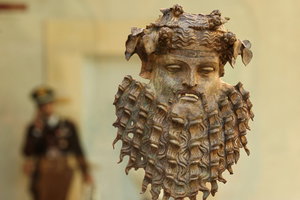 Italy recovers 337 looted antiquities from United States