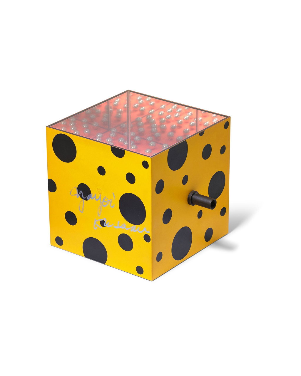 Mirror Box Type A by Yayoi Kusama sold for $10,600 (315% above estimate). Image courtesy of Bonhams