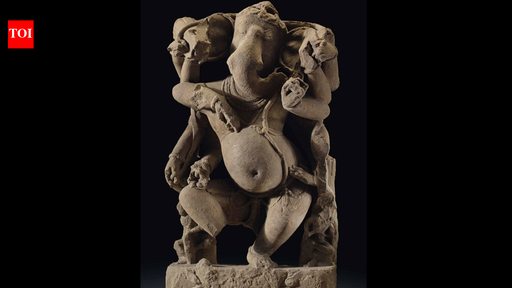 US restitutes 657 stolen antiquities to India