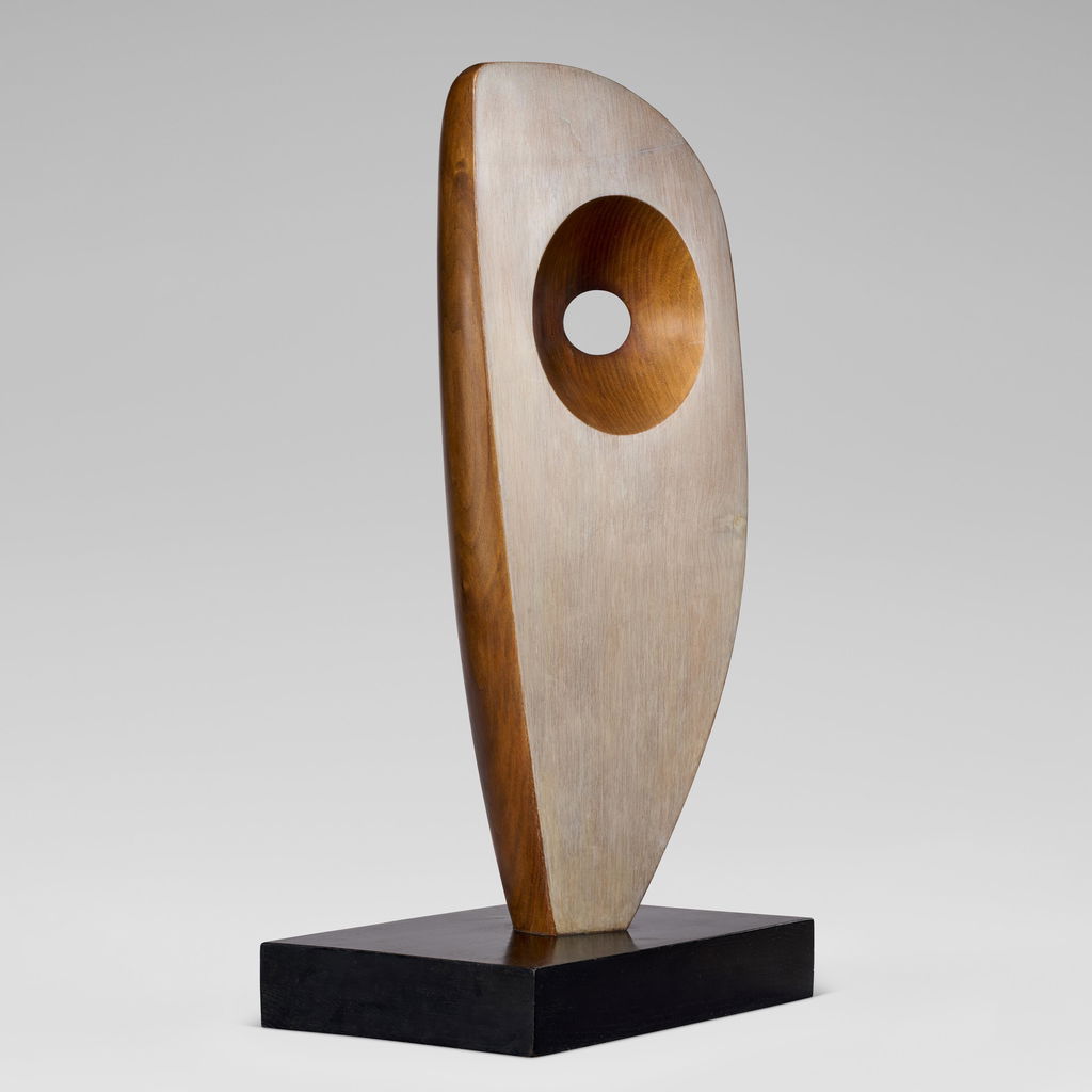 Curved Form by Barbara Hepworth sold for $1.36m. Image courtesy of Christie's