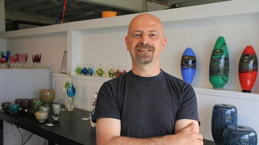 Tom Malone Glass Art Prize 2025 awarded to Curtin University alumnus and Tasmanian-based artist Peter Bowles