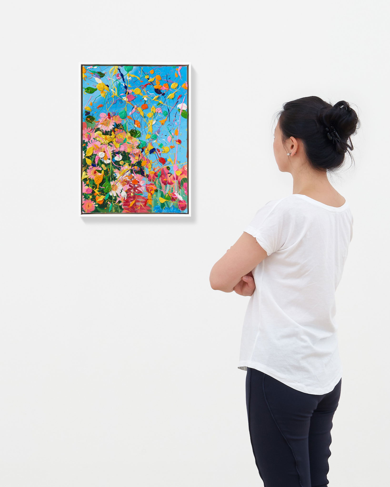 Bright Summer Hidden Garden scale image