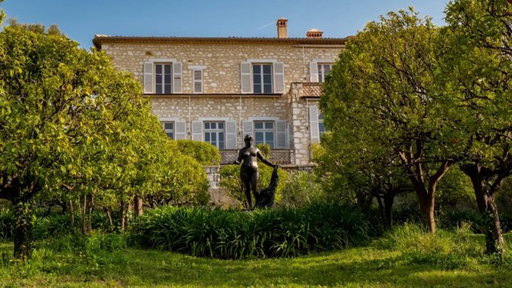 4 Paintings Were Stolen From France’s Renoir Museum in a Predawn Raid