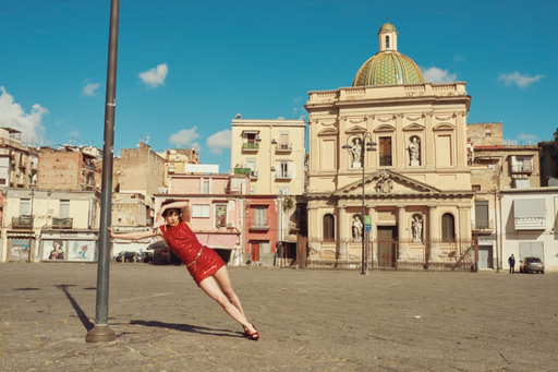 Kourtney Roy: La Volpina at Galerie Les filles du calvaire in Paris