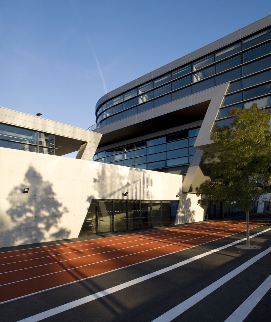 Zaha Hadid: Evelyn Grace Academy