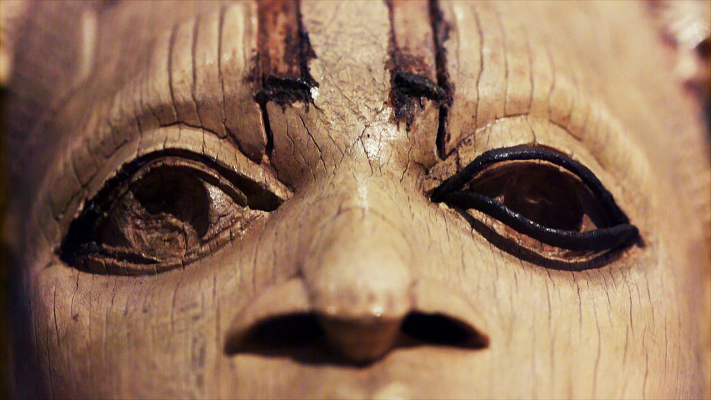 '1A Physical Essay in Power': The Striking Story of an Ivory Mask from Benin