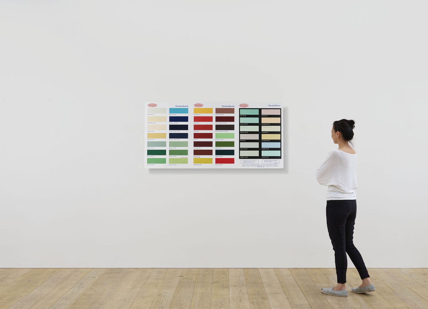 Colour Chart scale image