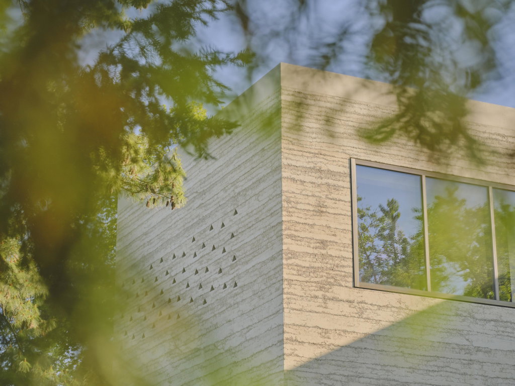 The Peter Zumthor-designed new wing of the Beyeler. Photo Mark Niedermann © Fondation Beyeler