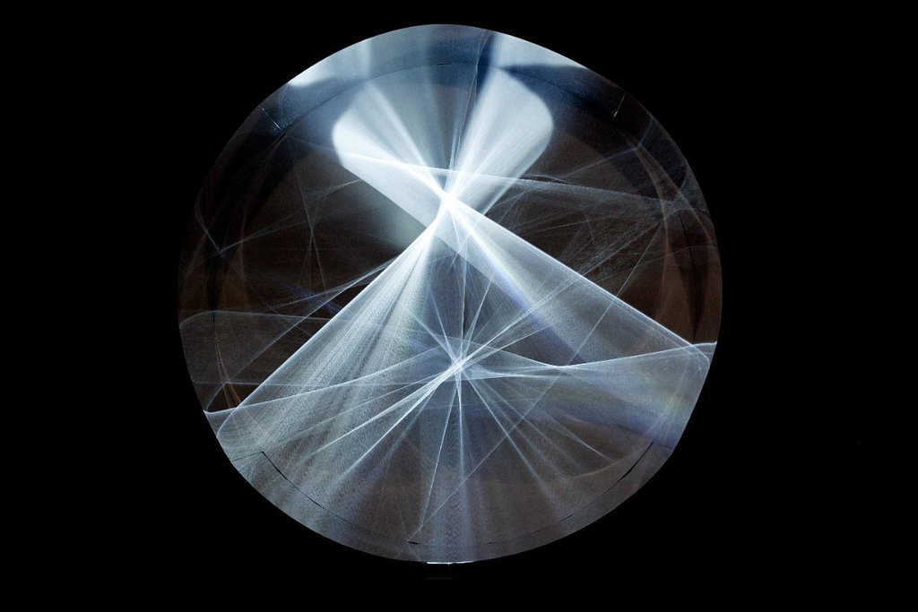 Julio Le Parc, Unique Continual Light Cylinder 1962-2012. Photo: Everton Ballardin / Galeria Nara Roesler
