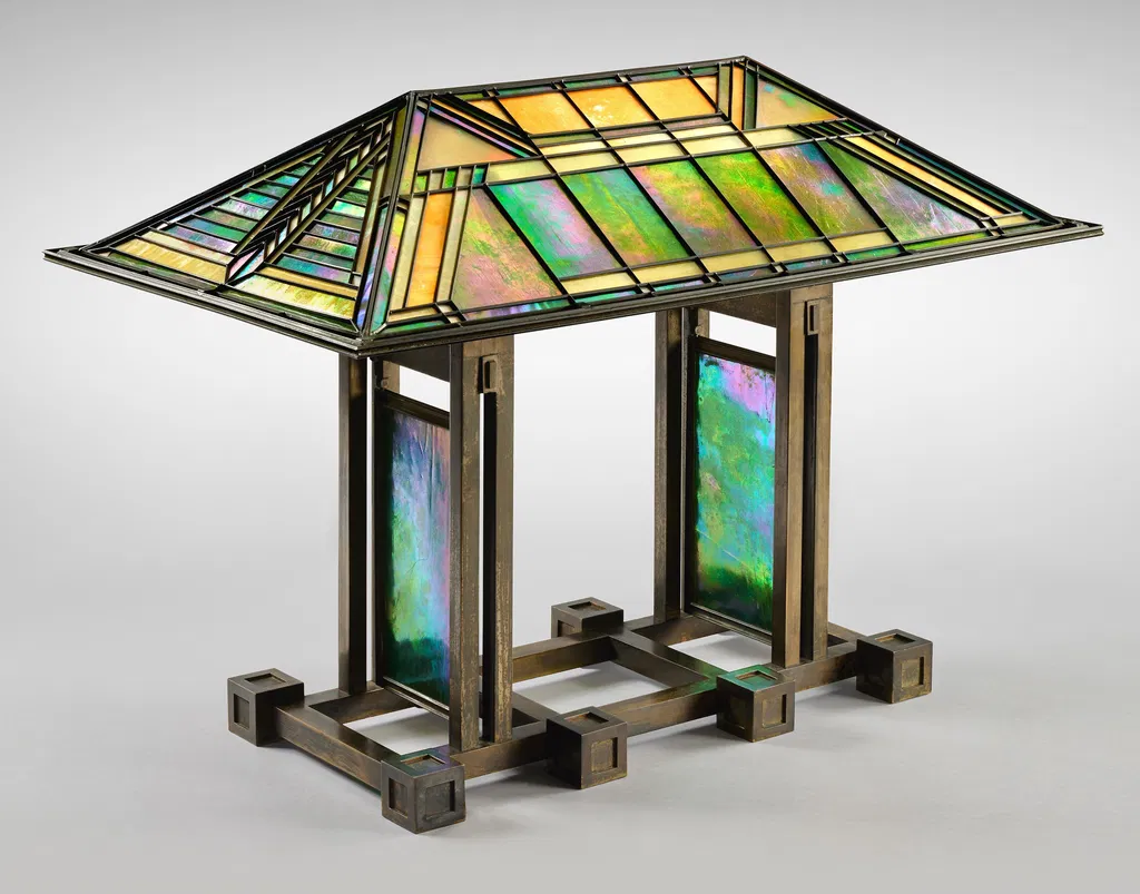 An Important Double-Pedestal Lamp for the Susan Lawrence Dana House, Springfield, Illinois. Image courtesy of Sotheby's