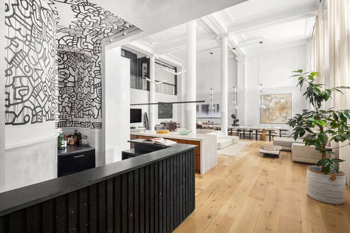 Haring's $25 million Manhattan mural
