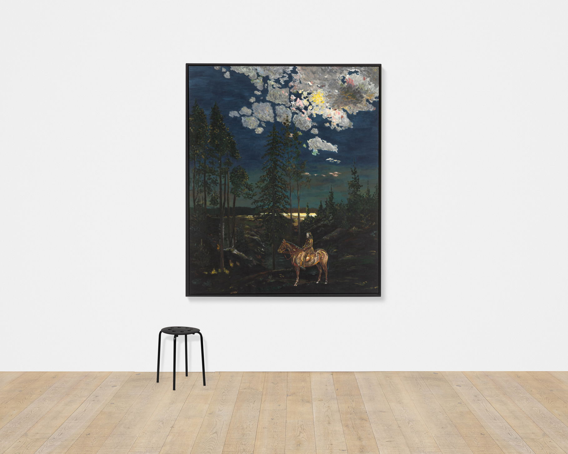 Reflecting scale image