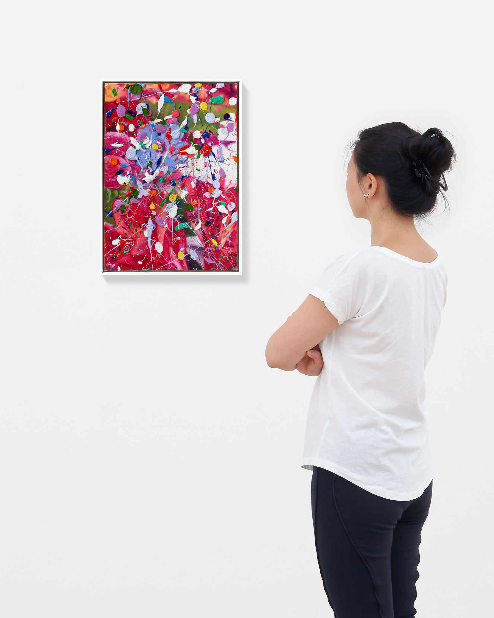 Vivid Impressions Hidden Garden scale image