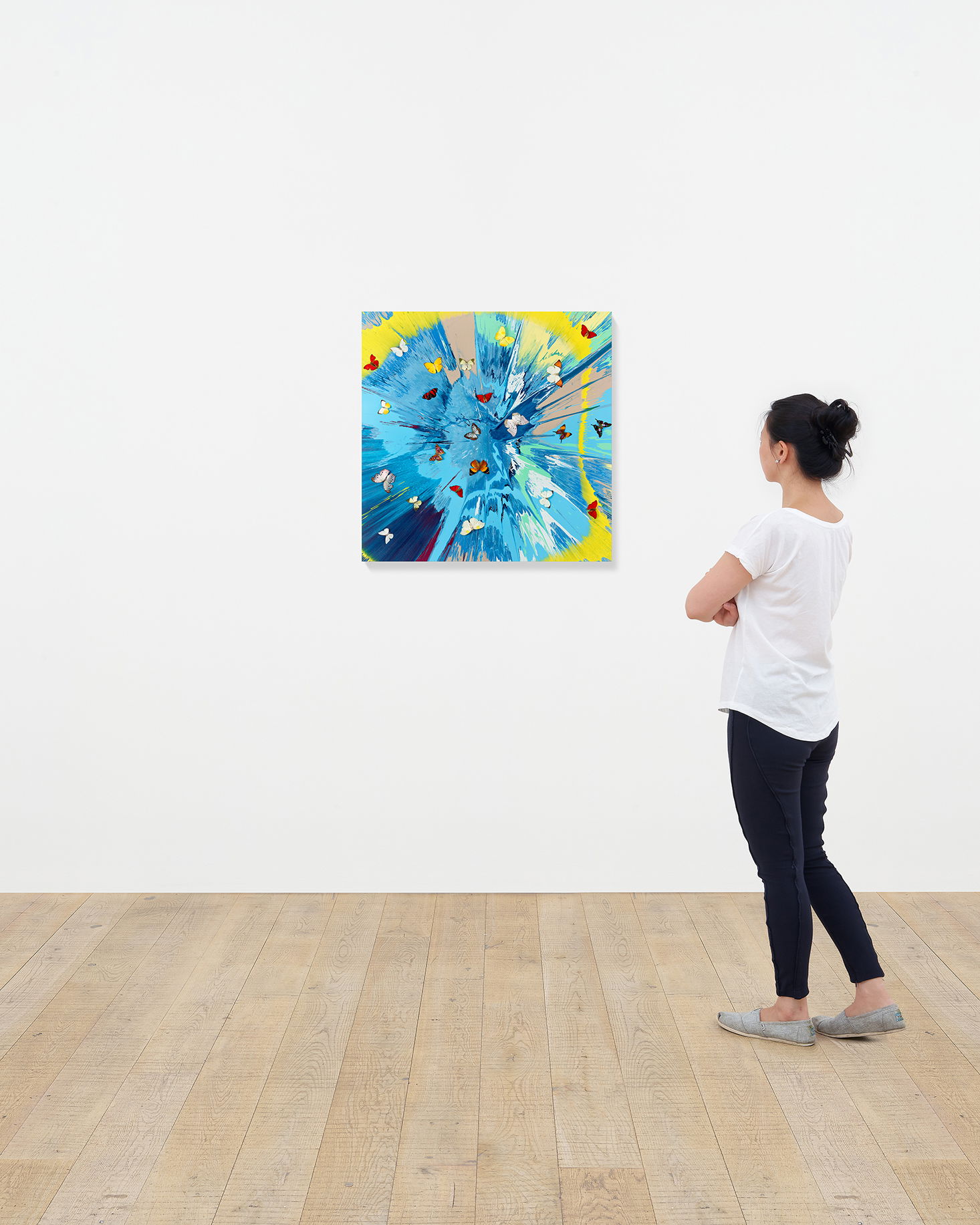 Luna Chrysalis scale image