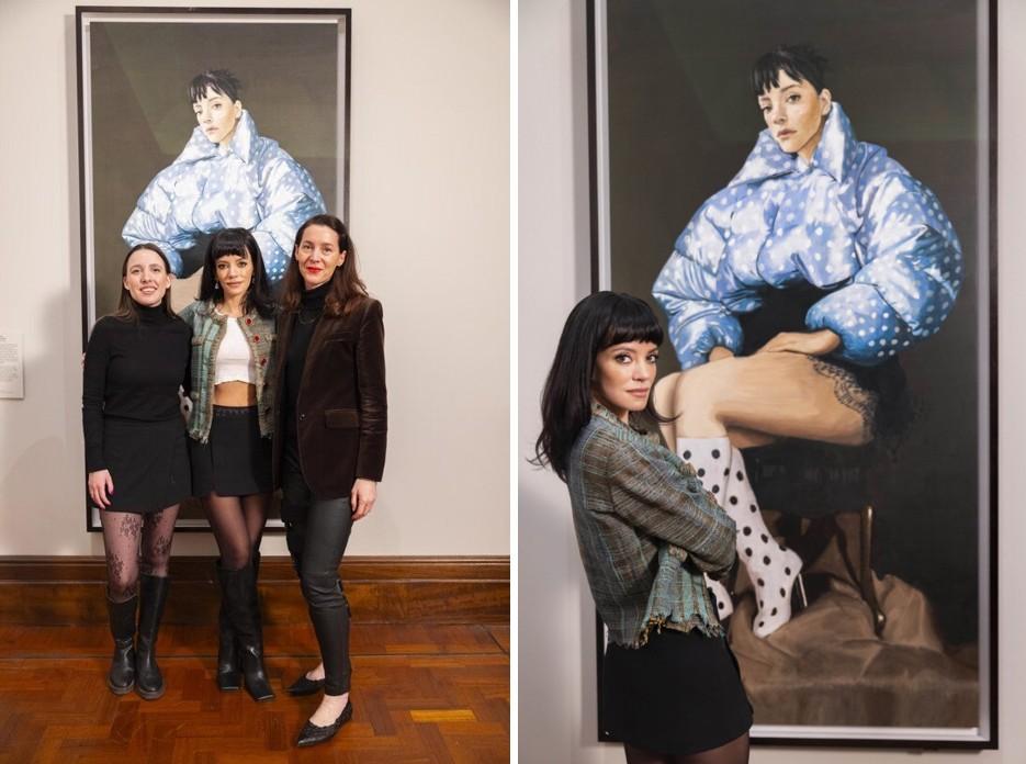 NPG director Victoria Siddall with Lily Allen and the artist. Image courtesy of National Portrait Gallery