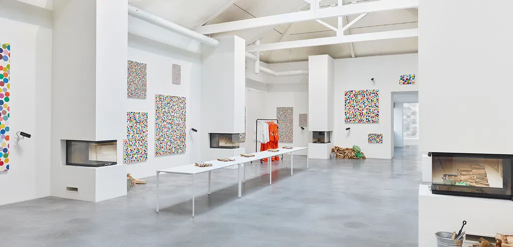 'Damien Hirst: The Currency' exhibition 