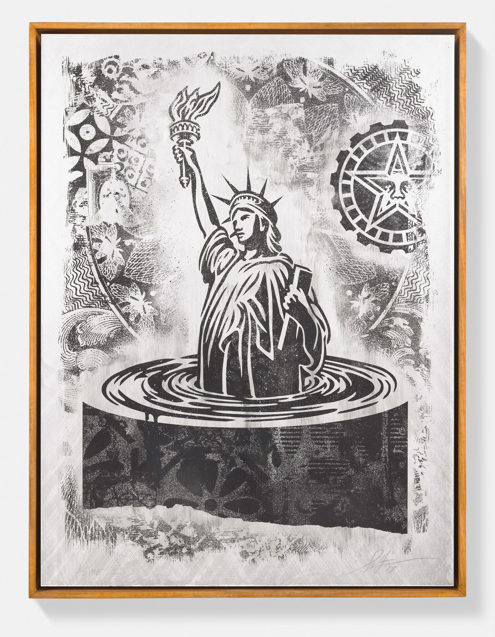 Sinking Liberty 1/3 1 main image