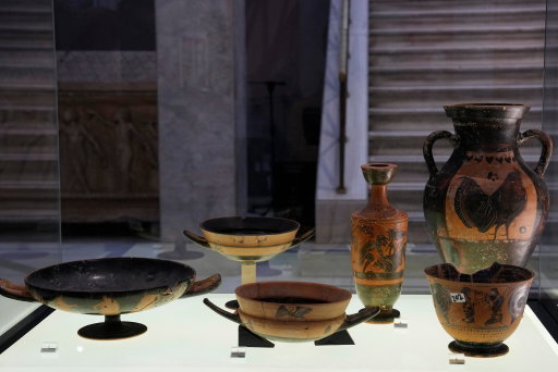 Israel Returns Stolen Artifacts to Greece