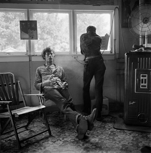 powerHouse Books : Larry Fink : Hands On / A Passionate Life of Looking