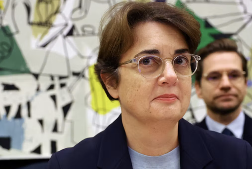 Laurence des Cars Resigns as Louvre Director