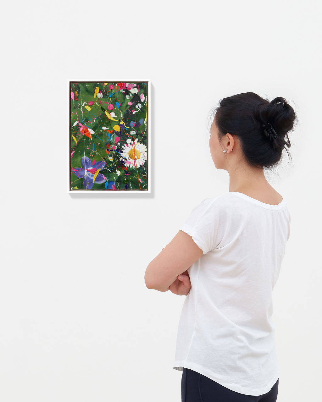 Illustrious Hidden Garden scale image