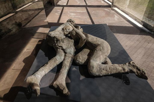 Tragic Pompeii victims seen embracing in final moments before volcanic eruption in heartbreaking new exhibit