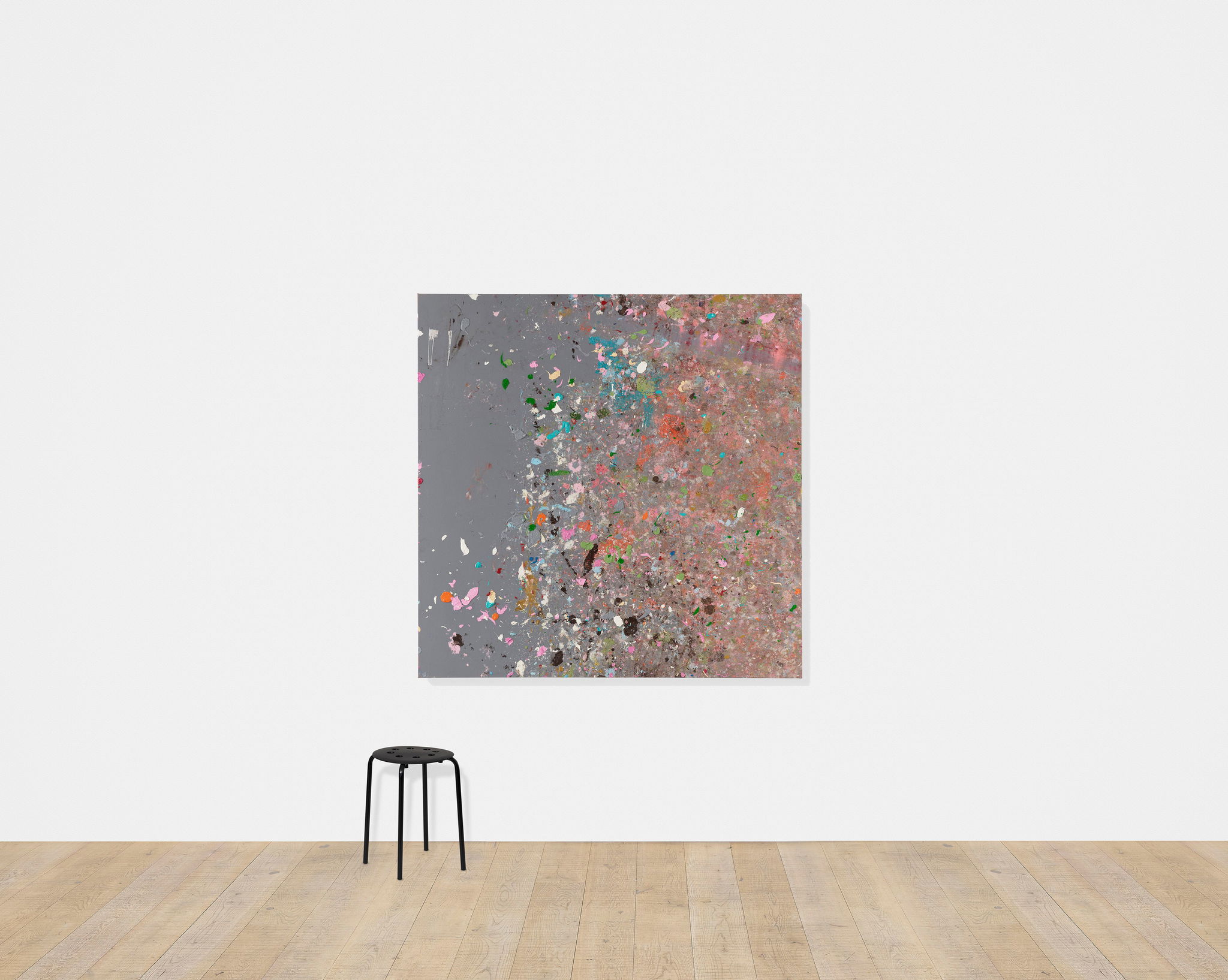 Cemlyn Bay scale image