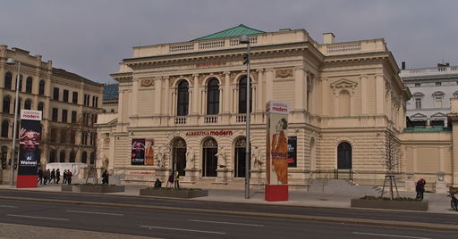 Art Museum Holds Blasphemous Christ Exhibition During Christmas Season - Response from Church Leaders Makes It Worse