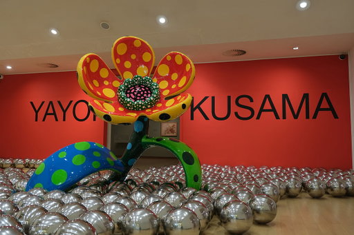 Yayoi Kusama remembered with infinite dots in Amsterdam’s latest exhibition