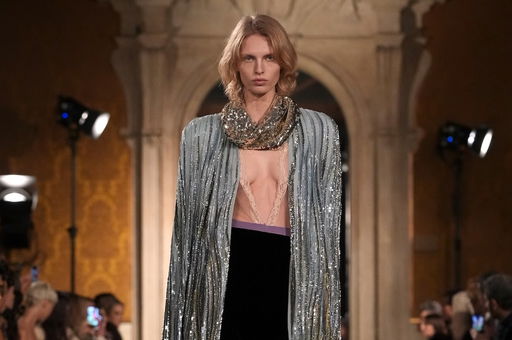 Apollonian Principle Meets Dionysian Impulse at Valentino