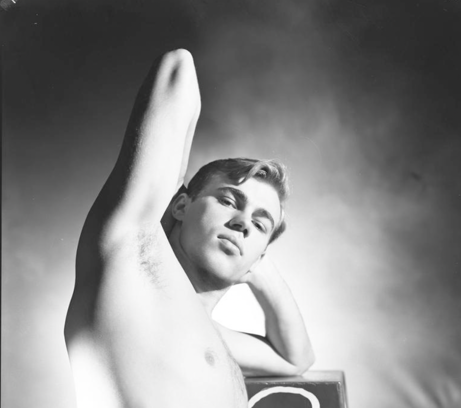 Male nude by George Platt Lynes in the Kinsey Institute archive. Courtesy of the Kinsey Institute