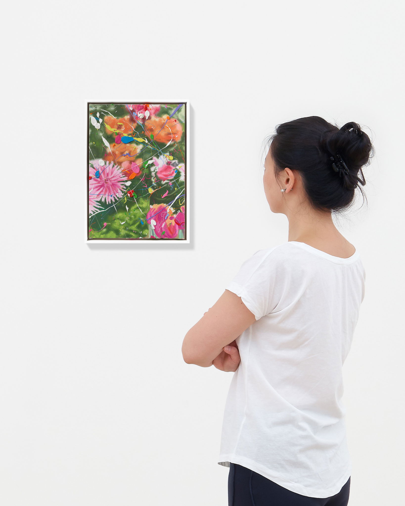 Tranquil Hidden Garden scale image