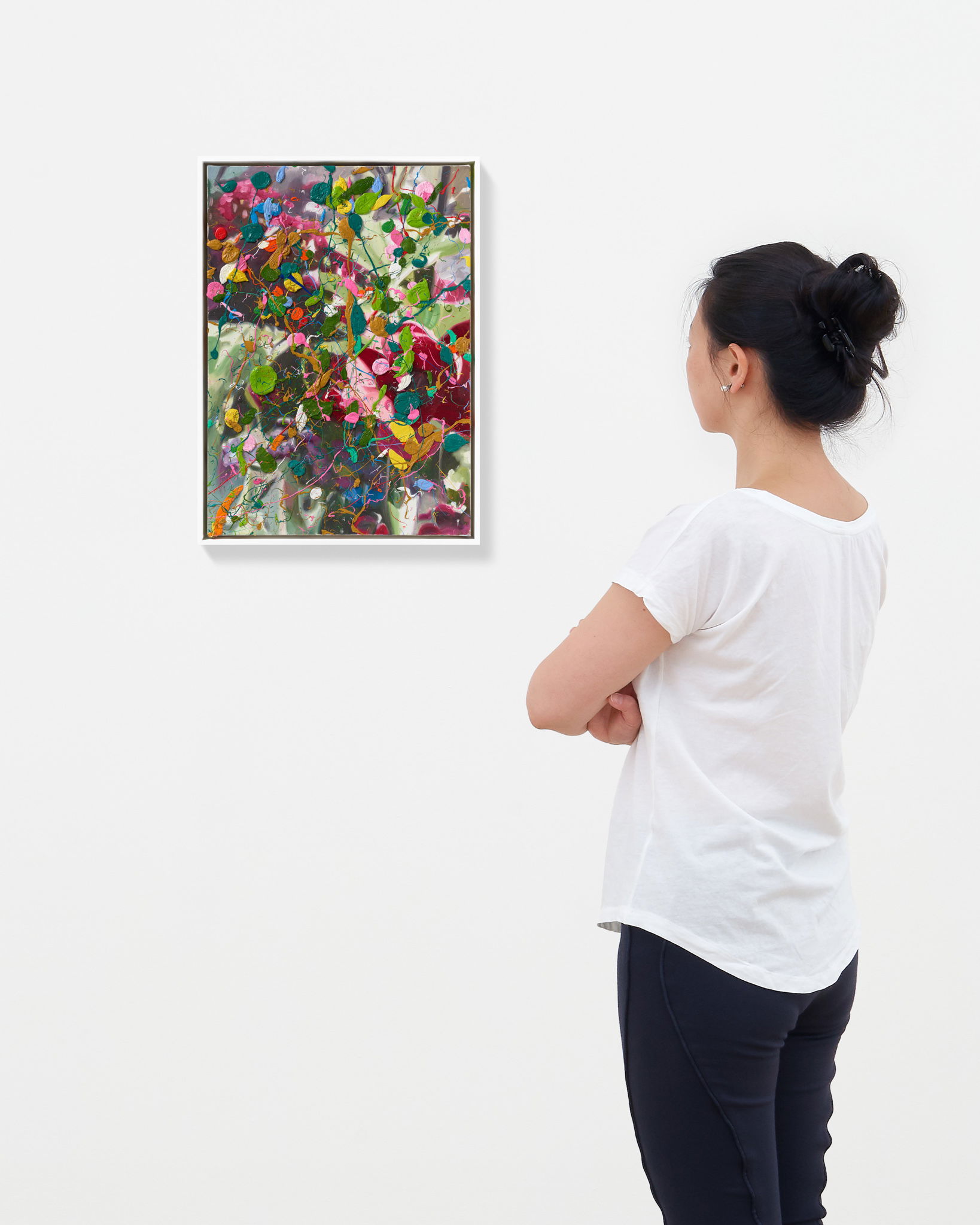 Expressive Petal Hidden Garden scale image