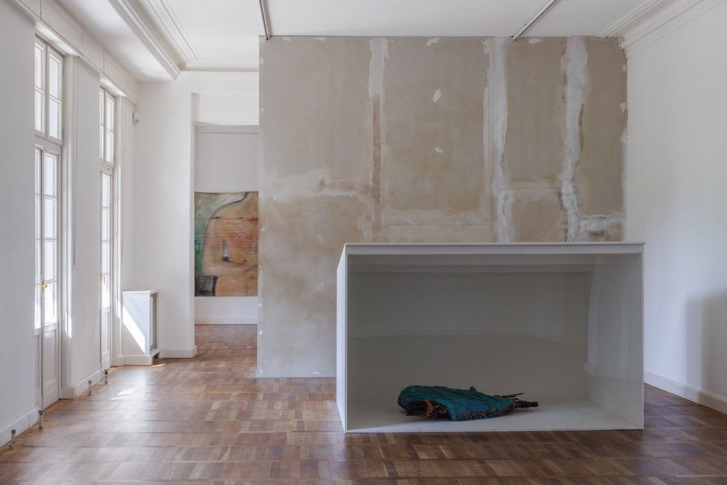 Tolia Astakhishvili's "The First Finger